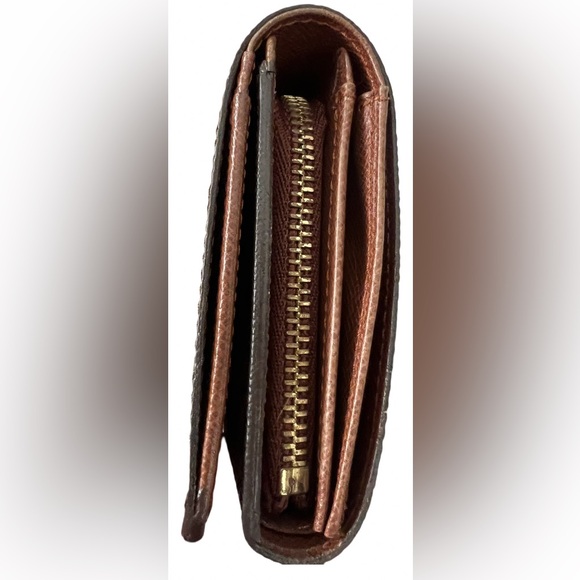 Louis Vuitton Brown Monogram Tresor Wallet🌹 - Picture 9 of 12